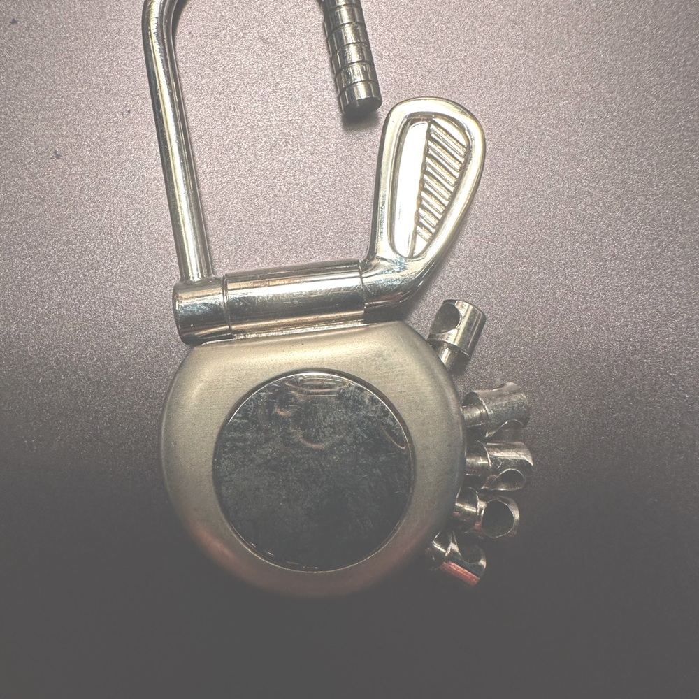 Golf Six Key Ring - Picture 2 of 2